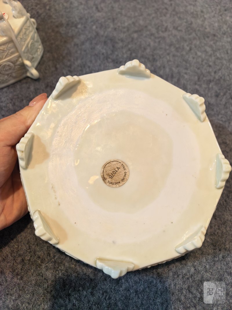 明 德化窑马可波罗熏香炉 - 图12